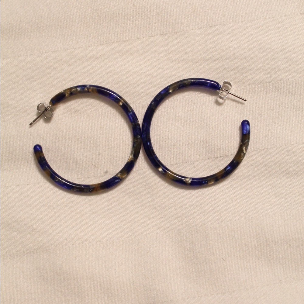earrings - Picture 3 of 5